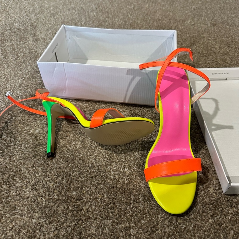 Vibrant Orange and Pink Women's heels - Picture 3 of 9